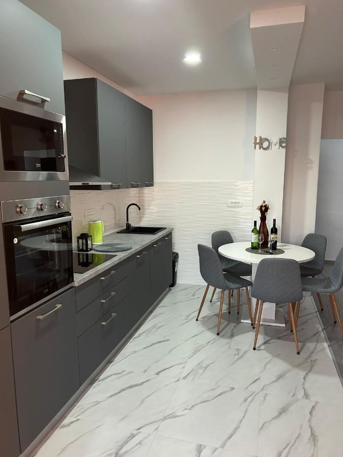 Apartment Marko With A Beautiful View Of The Sea Kaštel Sućurac Exterior foto